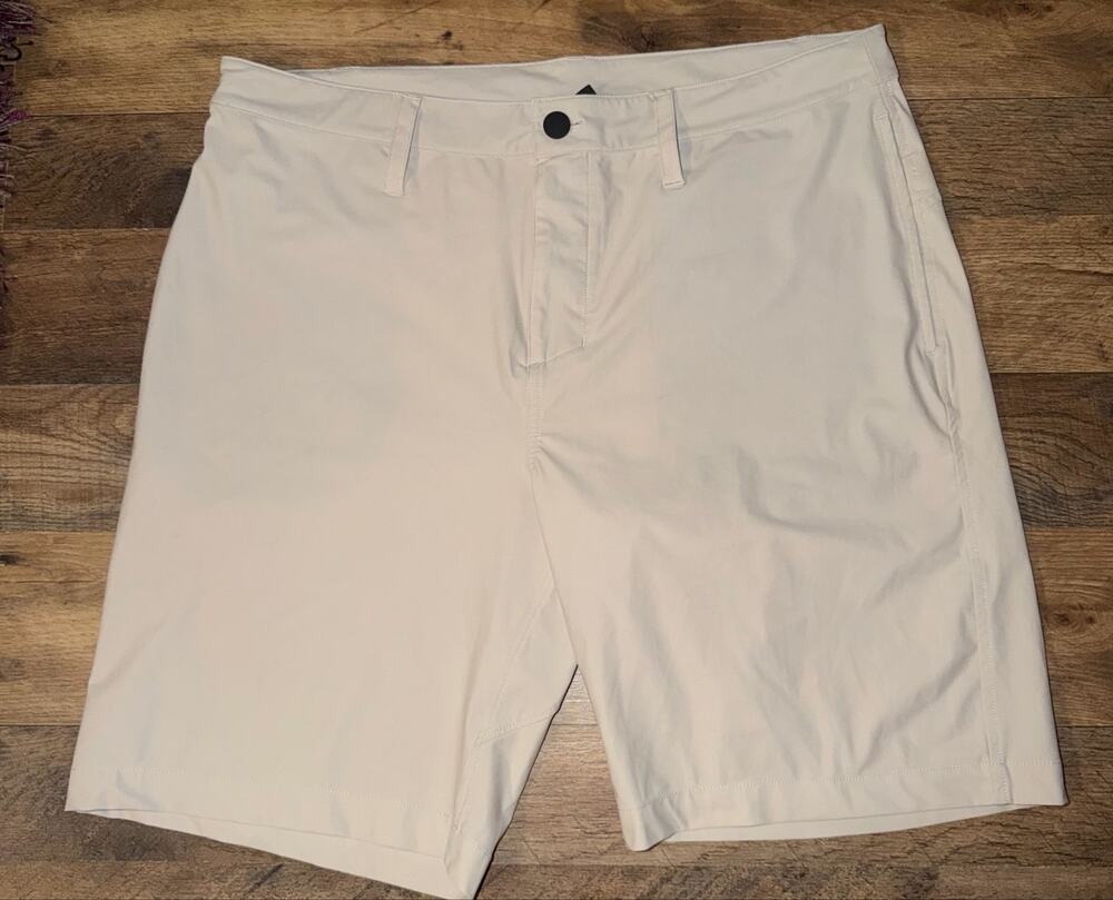 Z by Zella men’s athletic shorts